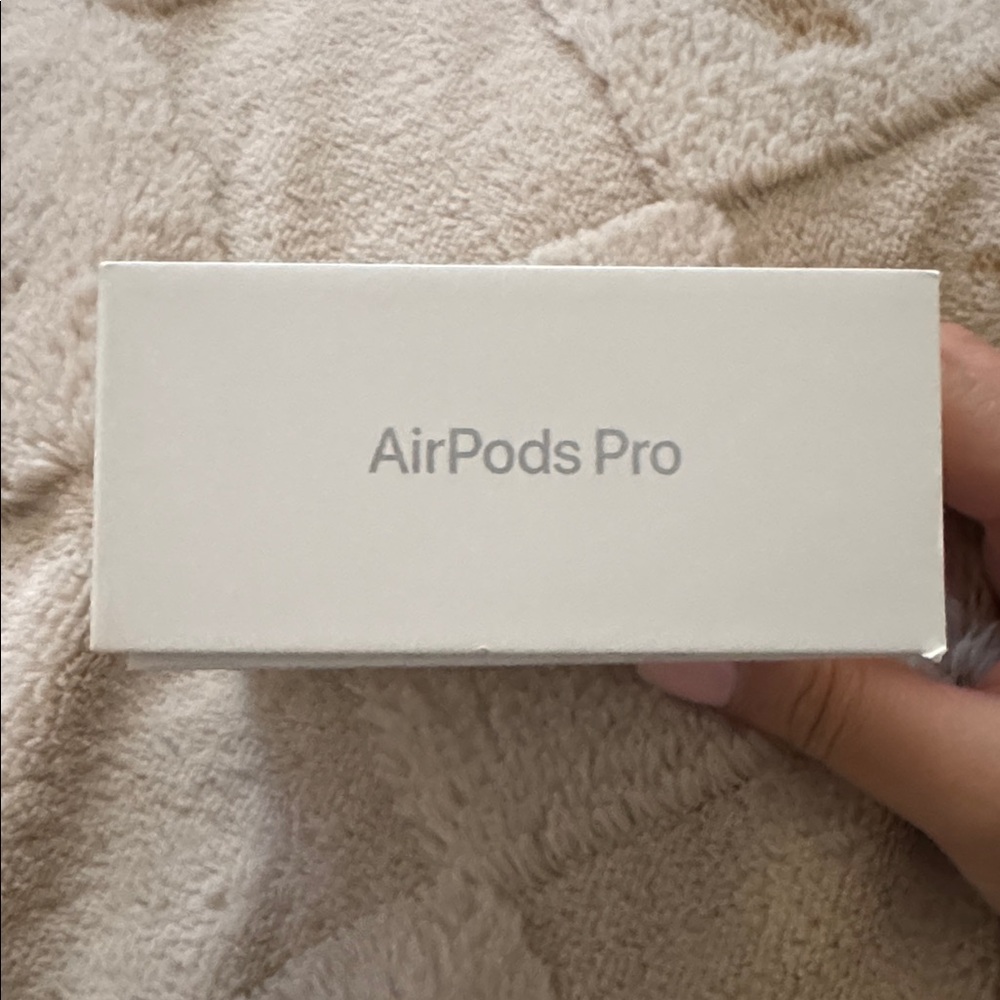 Apple AirPods Pro 2 - Picture 9 of 10